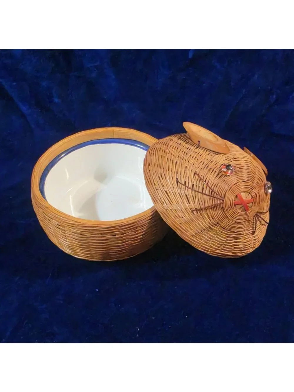 Vintage Woven Wicker Lidded Bunny Basket with Ceramic Liner 4.5